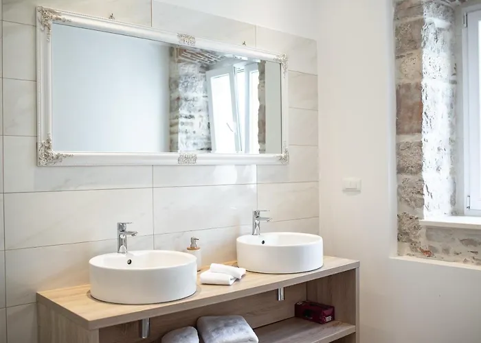 Luxury Lav Gostinjska kuća