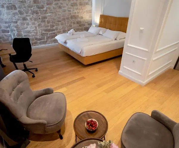 Gostinjska kuća Luxury Lav