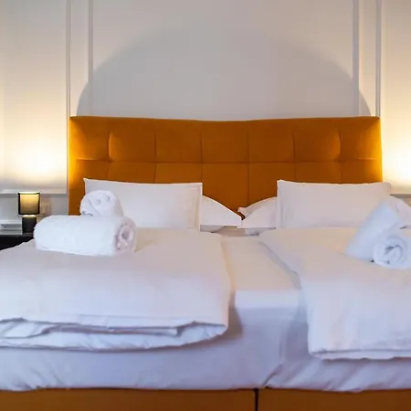 Luxury Lav בית הארחה זאדאר